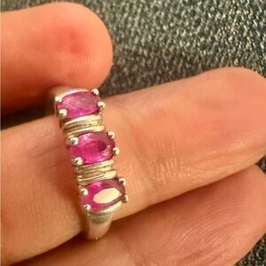 Stunning Sterling sliver Ring